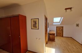 Apartament de 3 camere , 89 mp, în zona Alverna