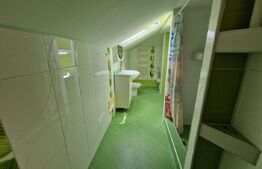 Apartament de 3 camere , 89 mp, în zona Alverna