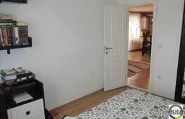 Apartament de vanzare, 3 camere, 65 mp, loc de parcare,zona Sesul de Sus!