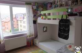 Apartament de vanzare, 3 camere, 65 mp, loc de parcare,zona Sesul de Sus!