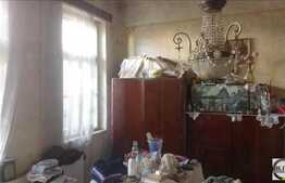 1 camera, 32 mp utili, imobil de tip casa/vila, terasa 12 mp, zona Piata Cipariu