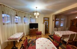 Vila cu potential de transformare in pensiune, 13 camere, Timisul de Sus, Brasov