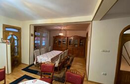 Vila cu potential de transformare in pensiune, 13 camere, Timisul de Sus, Brasov