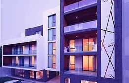 3 camere, 72 mp utili, semifinisat, terasa, zona Andrei Muresanu