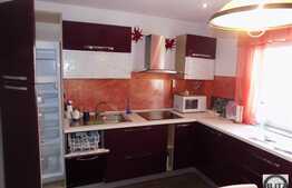 3 camere, 80 mp, decomandat, prima inchiriere, zona Dororbantilor!