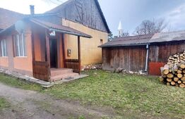 Casa 2 camere,50 mp utili + 154 mp teren, strada principala, Huedin