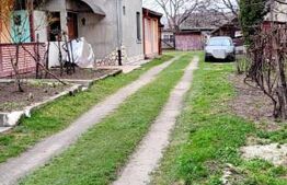 Casa 2 camere,50 mp utili + 154 mp teren, strada principala, Huedin