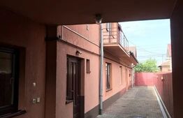 Oportunitate! Casa cu 6 camere, 230 mp, 389 mp teren, zona Farmec