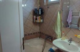 Oportunitate! Casa cu 6 camere, 230 mp, 389 mp teren, zona Farmec