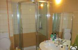 Apartament modern cu 2 camere, 51 mp, decomandat! Zona Florilor! Parcare!