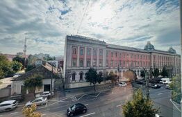 Apartament 3 camere, 103 mp, cladire interbelica, zona Tribunalului