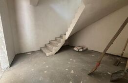 Duplex semifinisat de vanzare, Tauti 