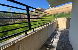 Duplex semifinisat de vanzare, Tauti 