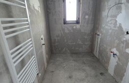 Apartament decomandat cu CF, etaj 1, 60 mp, 2 balcoane 14mp, Apahida