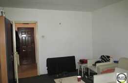 Garsoniera, 28 mp, zona strazii Parang!