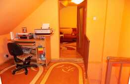 Apartament 3 camere, 75 mp, parcare, scara interioara, strada Memorandumului