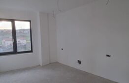Apartament cu 4 camere, 70 mp, terasa de 14 mp, bloc nou !