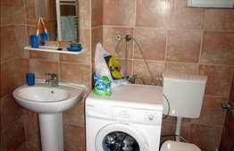 1 camera, 40 mp, imobil tip casa, mobilat modern, zona 21 Decembrie