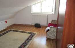 De vanzare 4 camere, 117 mp,  E+M, scara interioara, 1 garaj, zona linistita!