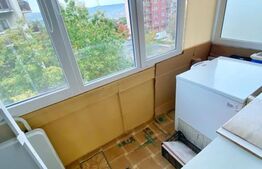 Apartament 3 camere, 68 mp, intermediar, zona Louis Pasteur 