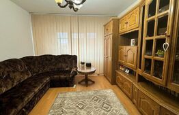 Apartament 3 camere decomandate, 64 mp, balcon, zona Aurel Vlaicu