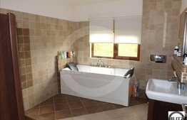 Penthouse 180 mp utili plus 56 mp terasa. La cheie! Complex privat cu piscina