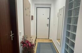 Apartament 3 camere,50 mp utili, zona Florilor