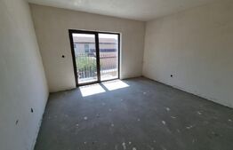  Duplex 4 camere, 135 mp si 240 mp de teren, zona strazii Plevnei