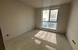 Apartament de 3 camere, finisat, parcare, boxa,  zona Vivo