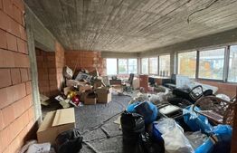 Casa individuala, 434 mp, parcare, 947 mp curte, zona Campului 