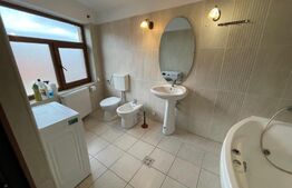 Apartament 3 camere, 80 mp, parcare, terasa, zona străzii Carpați 