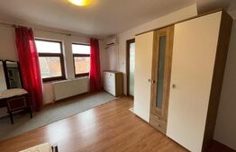 Apartament 3 camere, 80 mp, parcare, terasa, zona străzii Carpați 