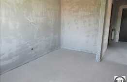 De vanzare apartament cu 3 camere, 60 mp, 2 parcari, semifinisat, zona Tauti!