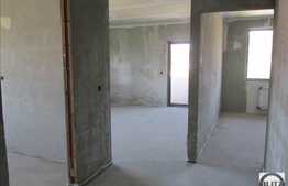 De vanzare apartament cu 3 camere, 60 mp, 2 parcari, semifinisat, zona Tauti!