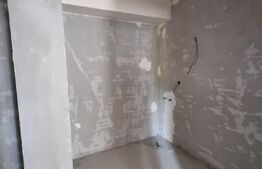 Apartament de 3 camere, 59 mp, posibilitate garaj, zona Terra
