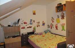 Apartament cu scara interioara, 3 camere, 104 mp utili, zona Stejarului!