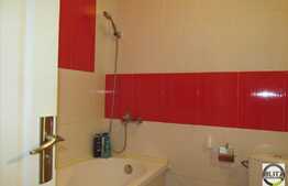 3 camere, decomandate, 70 mp, parcare cu CF, zona strazii E. Quinet