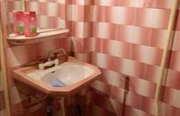 3 camere, 80 mp, decomandat, zona strazii Tasnad!