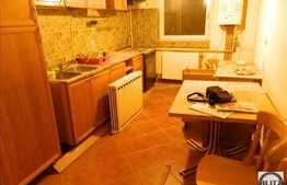 3 camere, 80 mp, decomandat, zona strazii Tasnad!