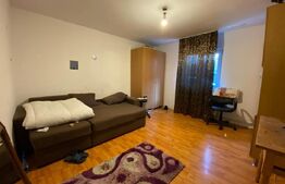 De vanzare casa cu doua intrari separate, 1000mp teren (toate utilitatiile) 