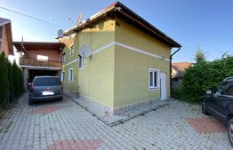 De vanzare casa cu doua intrari separate, 1000mp teren (toate utilitatiile) 