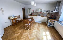 Casa saseasca deosebita 8 camere, 1826 mp teren, Codlea