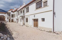 Casa saseasca deosebita 8 camere, 1826 mp teren, Codlea