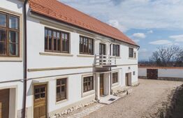 Casa saseasca deosebita 8 camere, 1826 mp teren, Codlea