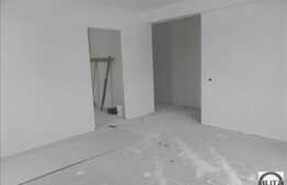 2 camere, 60 mp, decomandat, zona Avram Iancu! Semifinisat!Parcare inclusa!