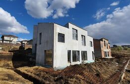 Casa cuplata,114 mp utili, 250 mp teren, ansamblu de case premium