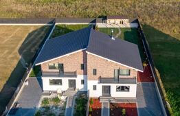 Ansamblu cochet de case, calitate premium: 4 dormitoare, 675 mp teren, KM 17