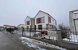 Casa unifamiliala 160 mp, 900 mp teren, zona linistita cu view, Gheorghieni