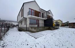 Casa unifamiliala 160 mp, 900 mp teren, zona linistita cu view, Gheorghieni