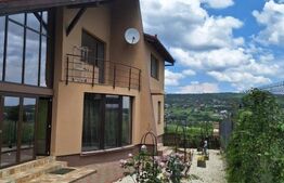 Casa individuala la cheie,160 mp utili, 2500 mp teren, zona linistita